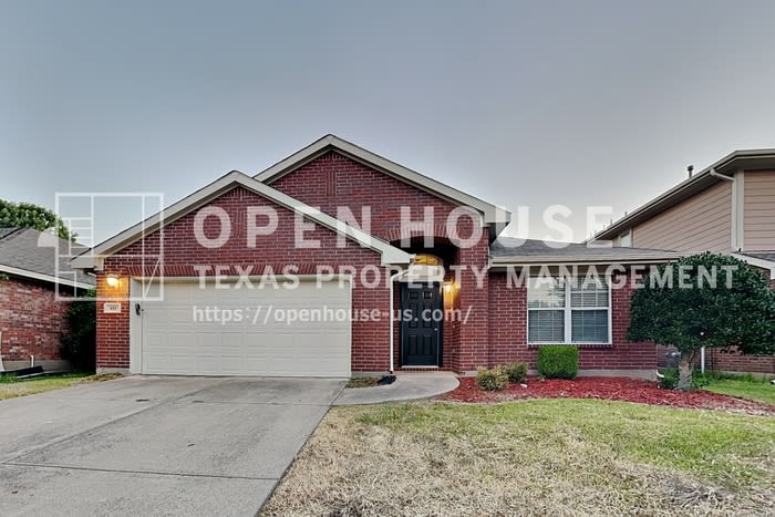 423 Butternut Drive – photo 1