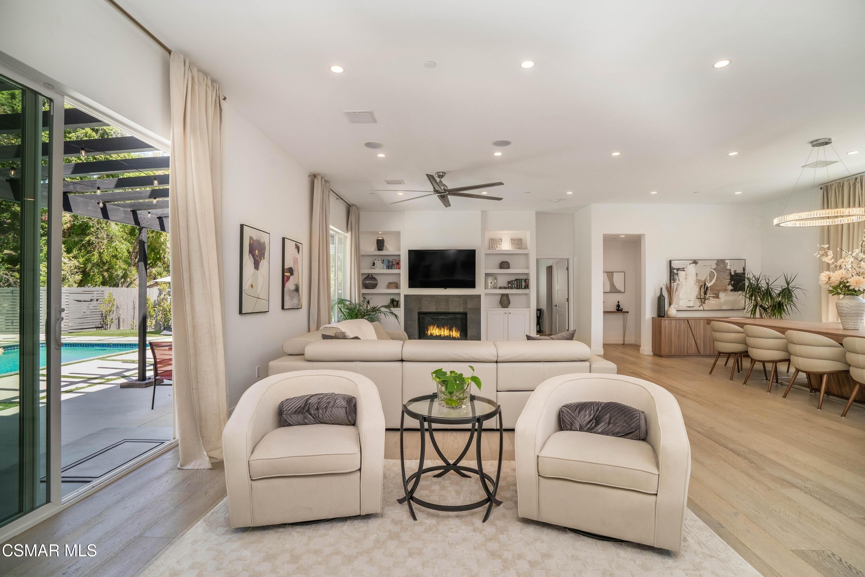19067 Sprague Street – photo 4