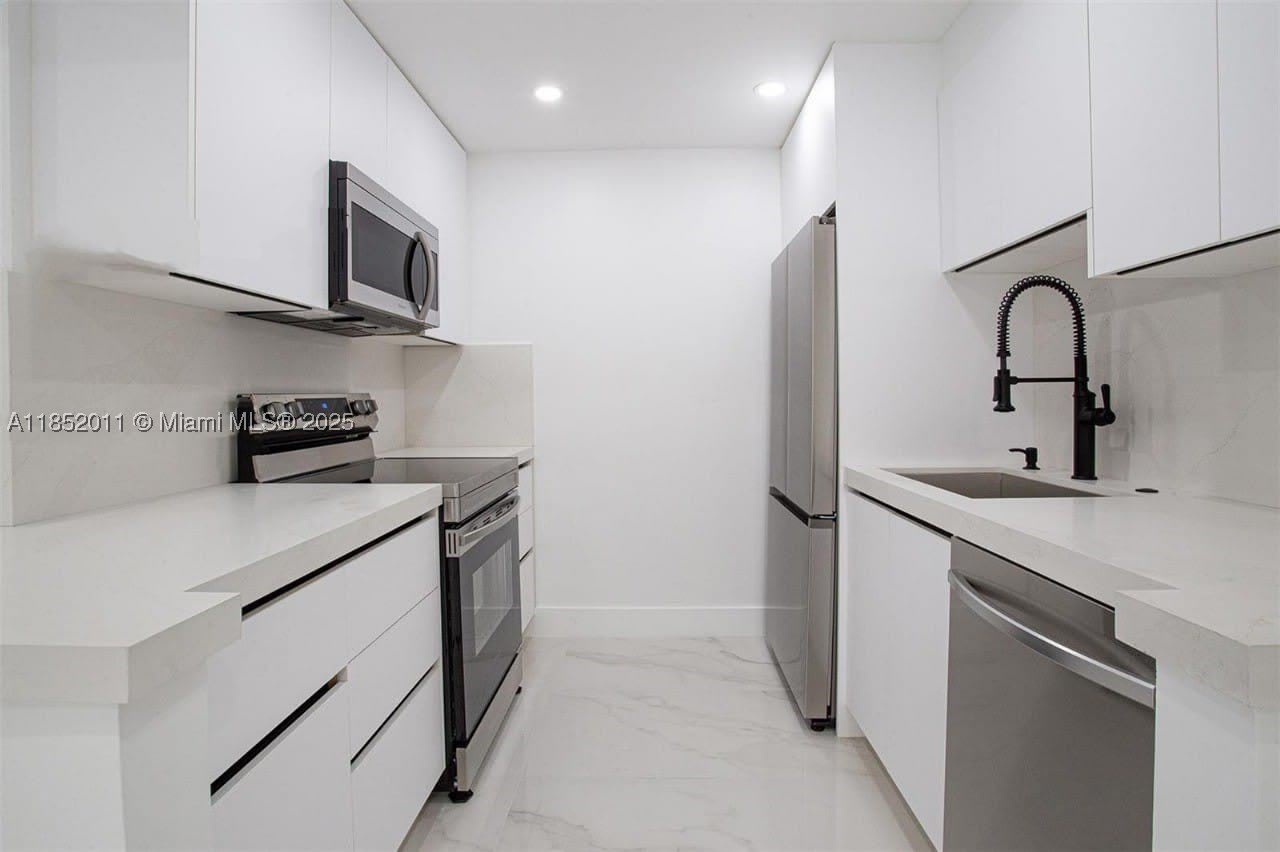 13250 Sw 7Th Ct – photo 5
