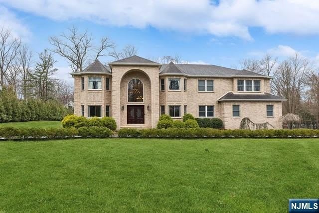 324 Lake Street – photo 3