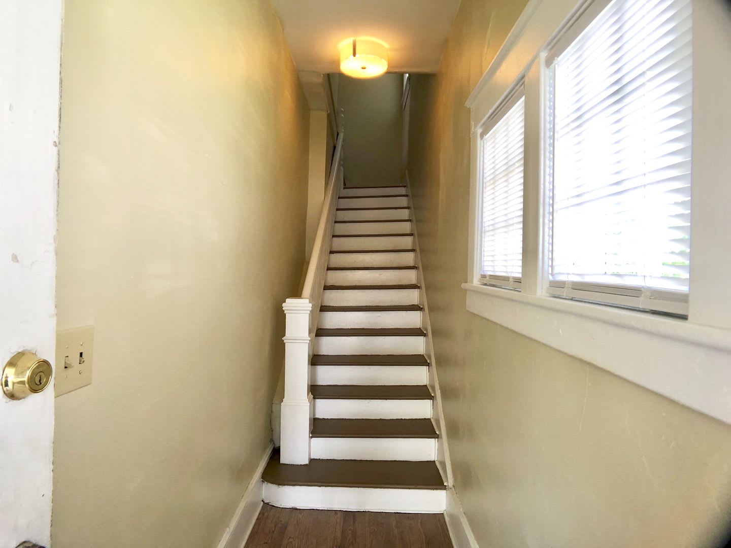 Great 2Nd Floor Apt Next To Greensboro College And Convenient To Downtown – photo 2