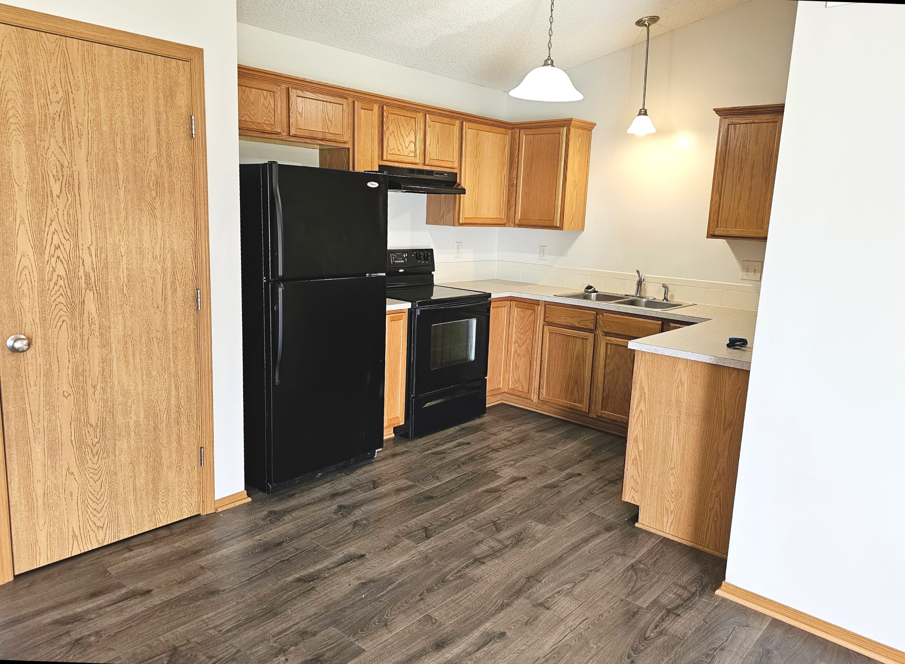 504 Stonedale Dr. – photo 4