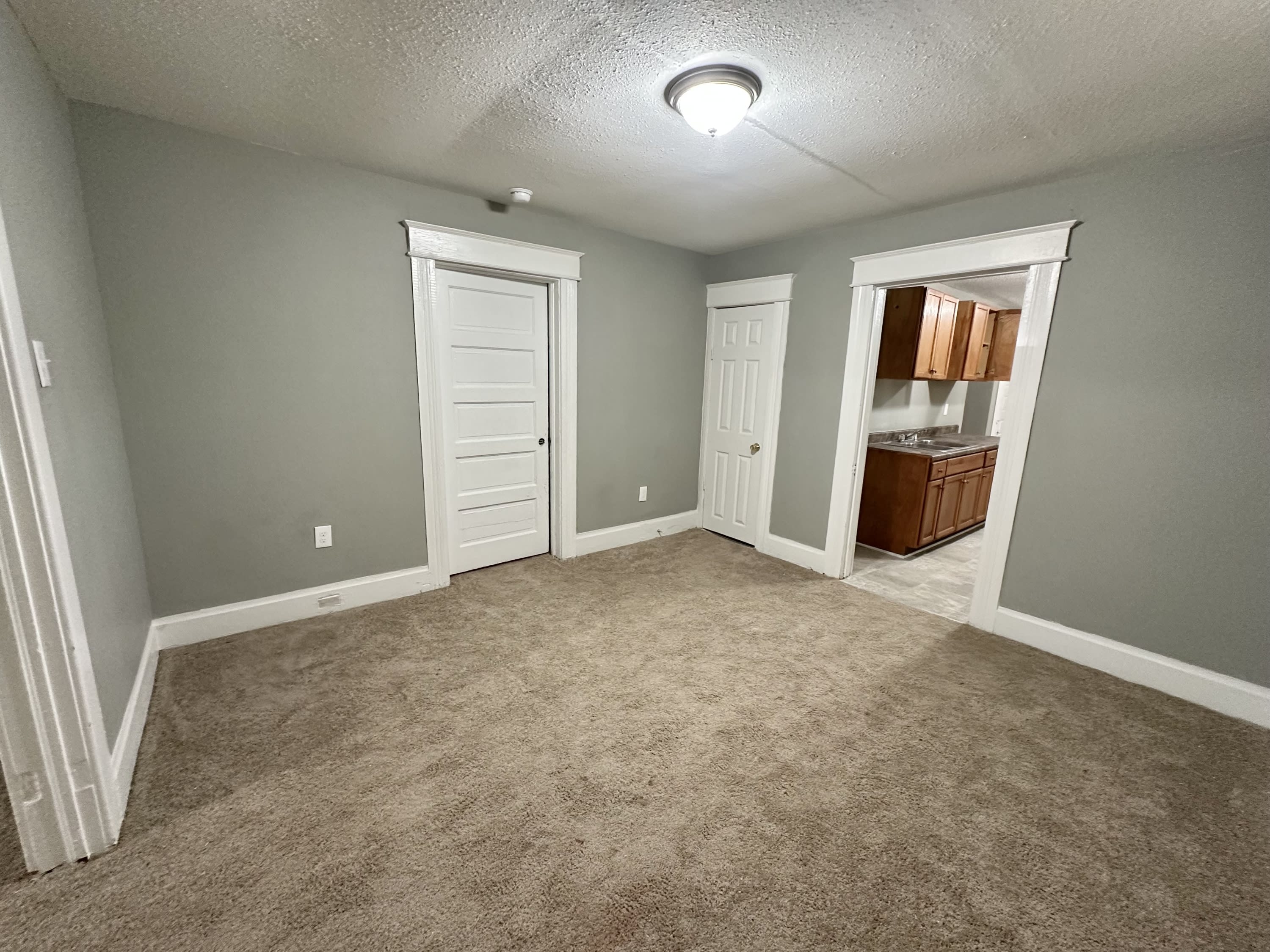 6820 Division Avenue – photo 5