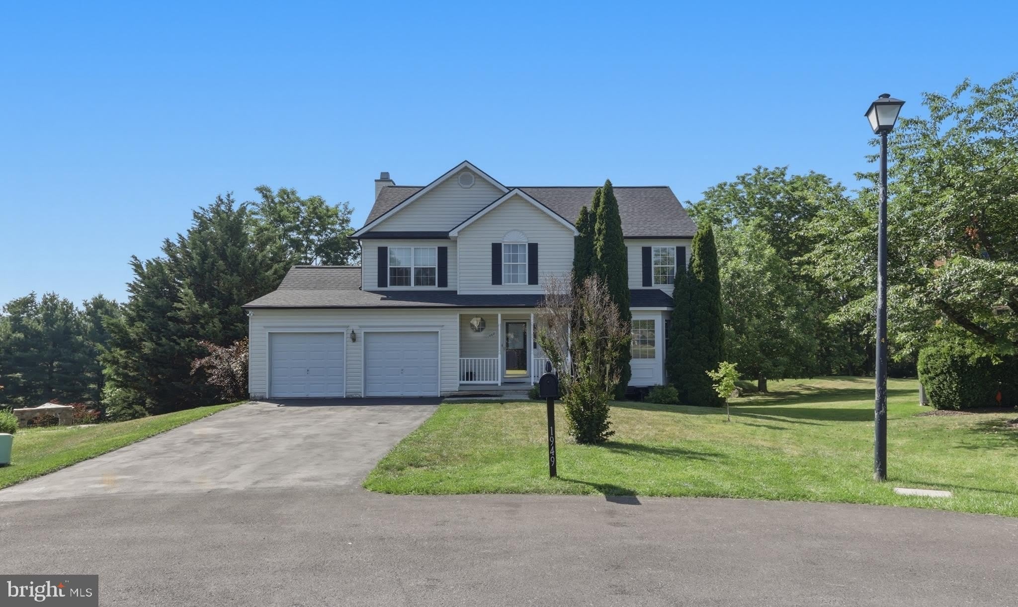 1949 WINSTON Drive – photo 1