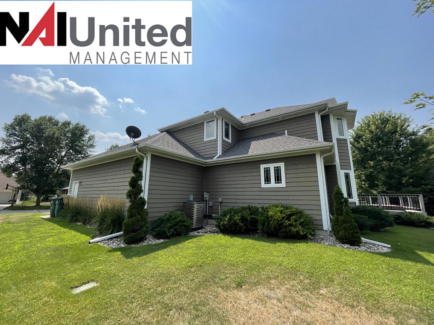 6 Bedroom 4 Bathroom 3 Car Garage Home – photo 4