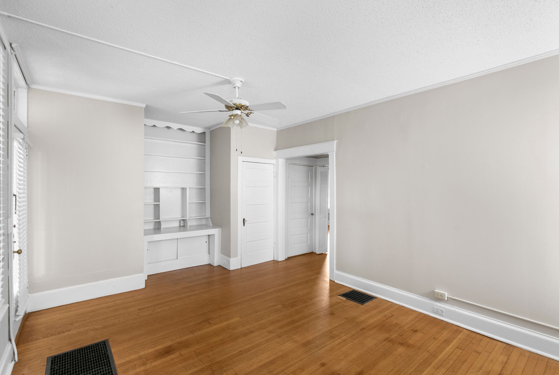 Laurelton Oaks – photo 5