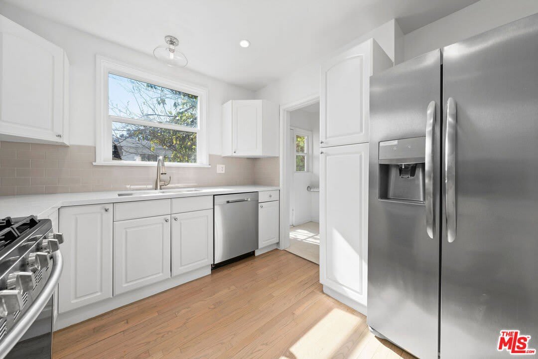 11347 CASHMERE St – photo 5