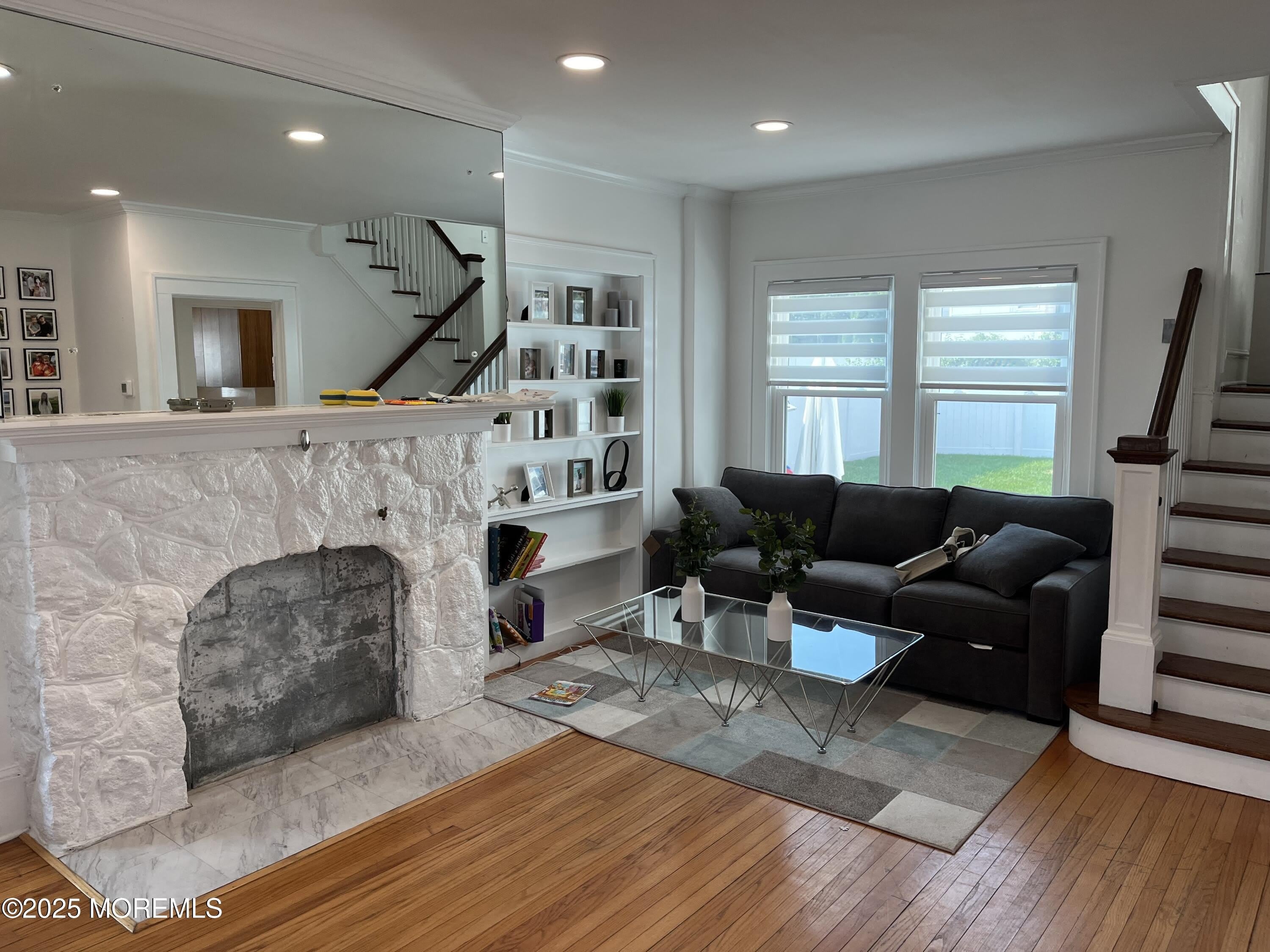 208 Lockwood Place – photo 2