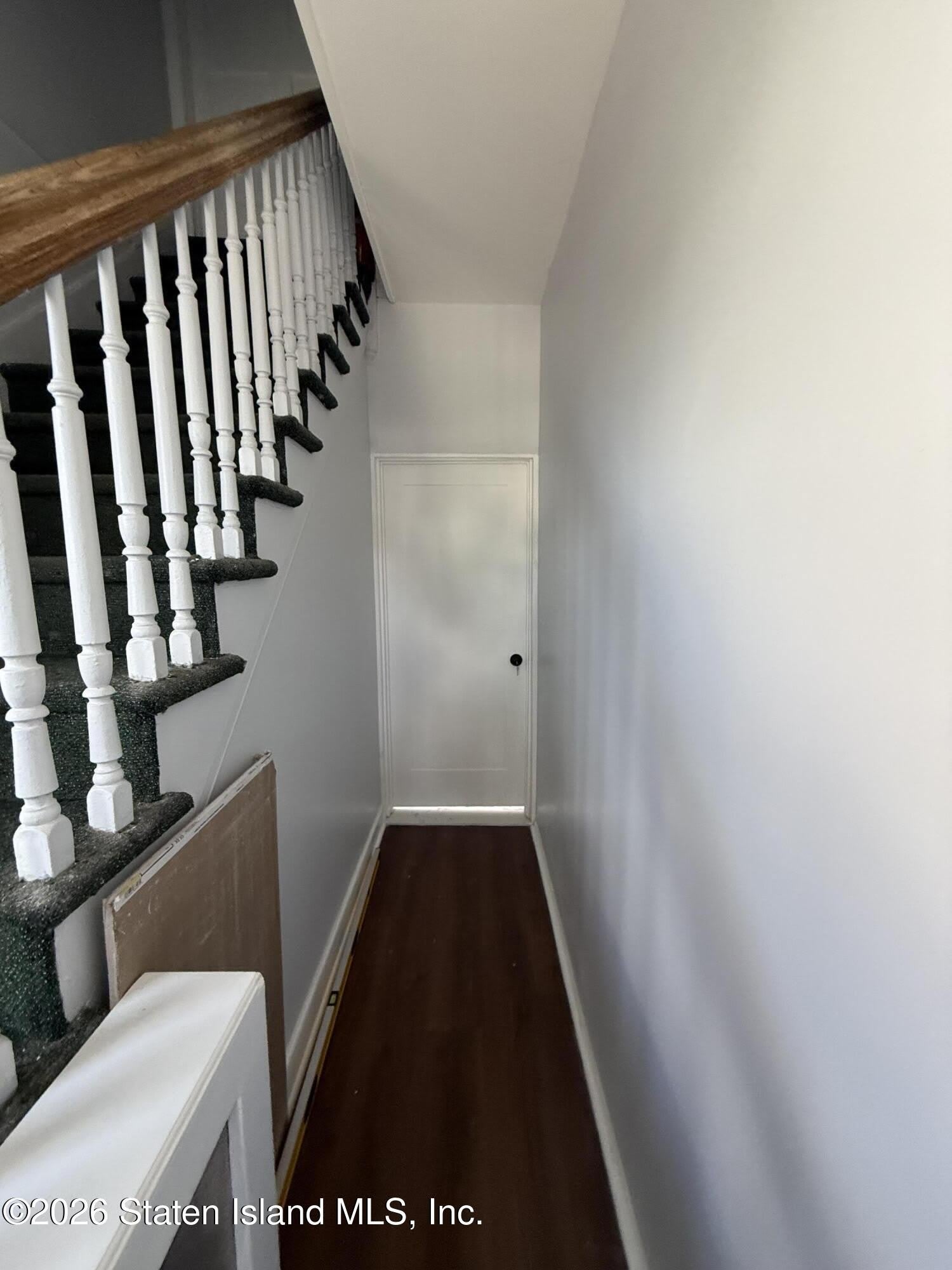 1288 Forest Avenue – photo 2
