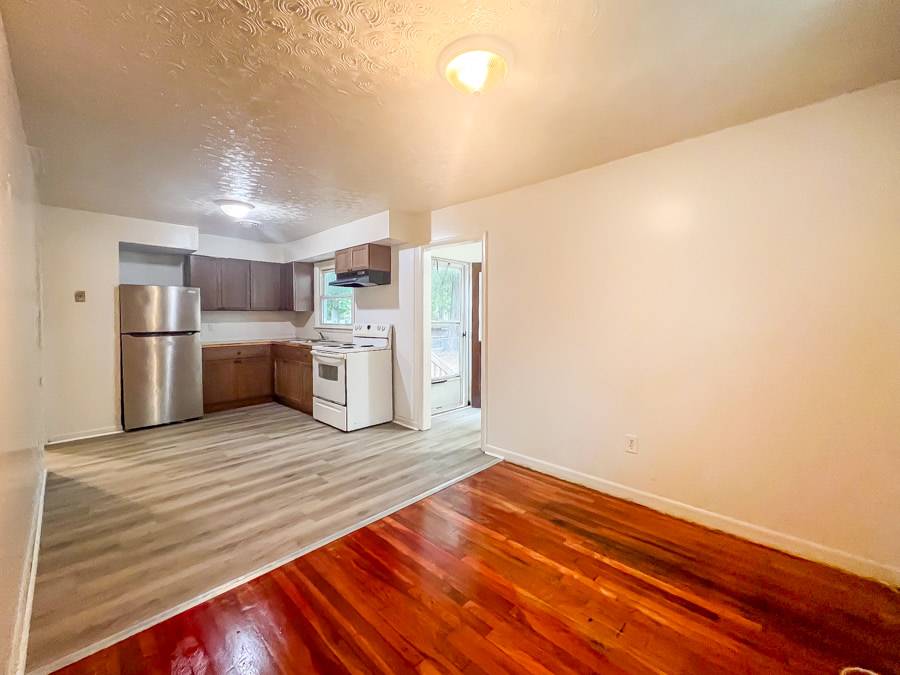 2303 Maclin Cir – photo 4