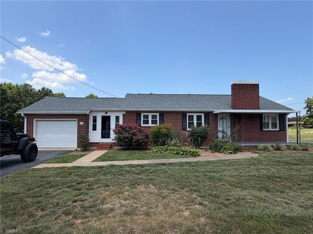 2421 Smithtown Road – photo 2