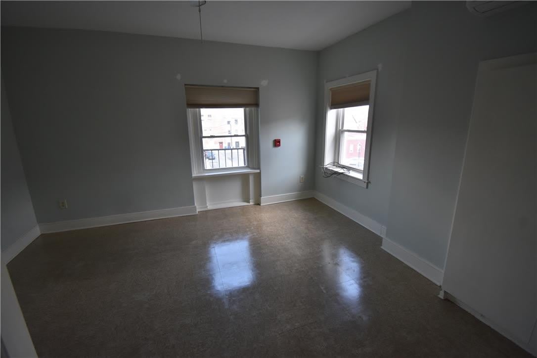433 Ferry Street – photo 2