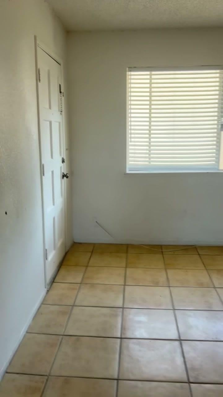 475 N Manila Avenue – photo 4