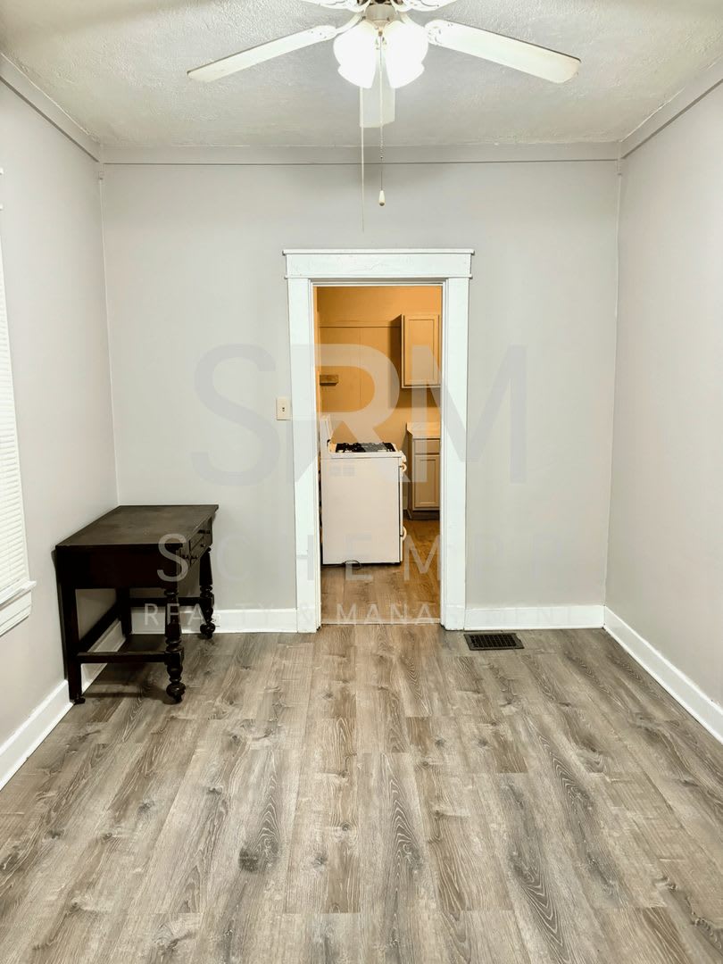 Updated home in West Louisville now available! Section 8 accepted – photo 5
