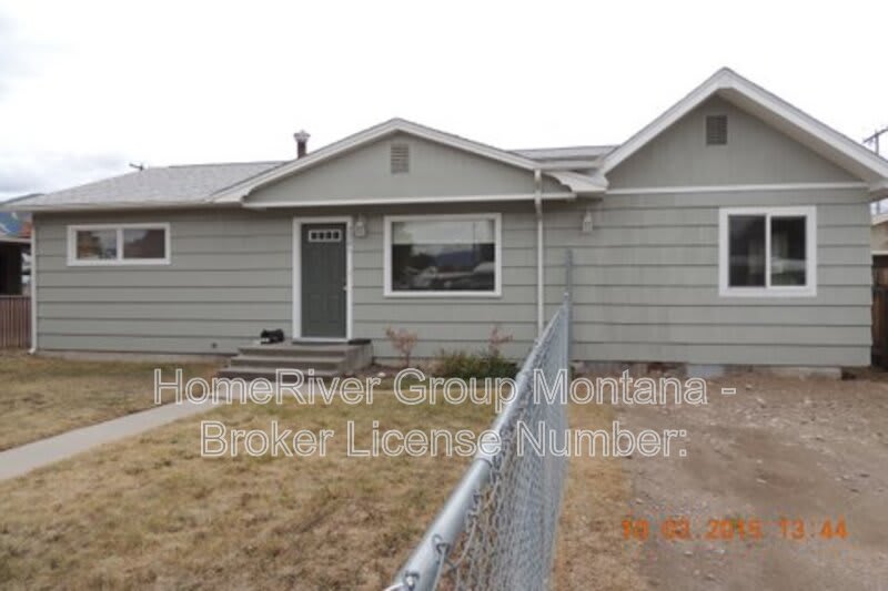 2241 Dearborn Ave – photo 1