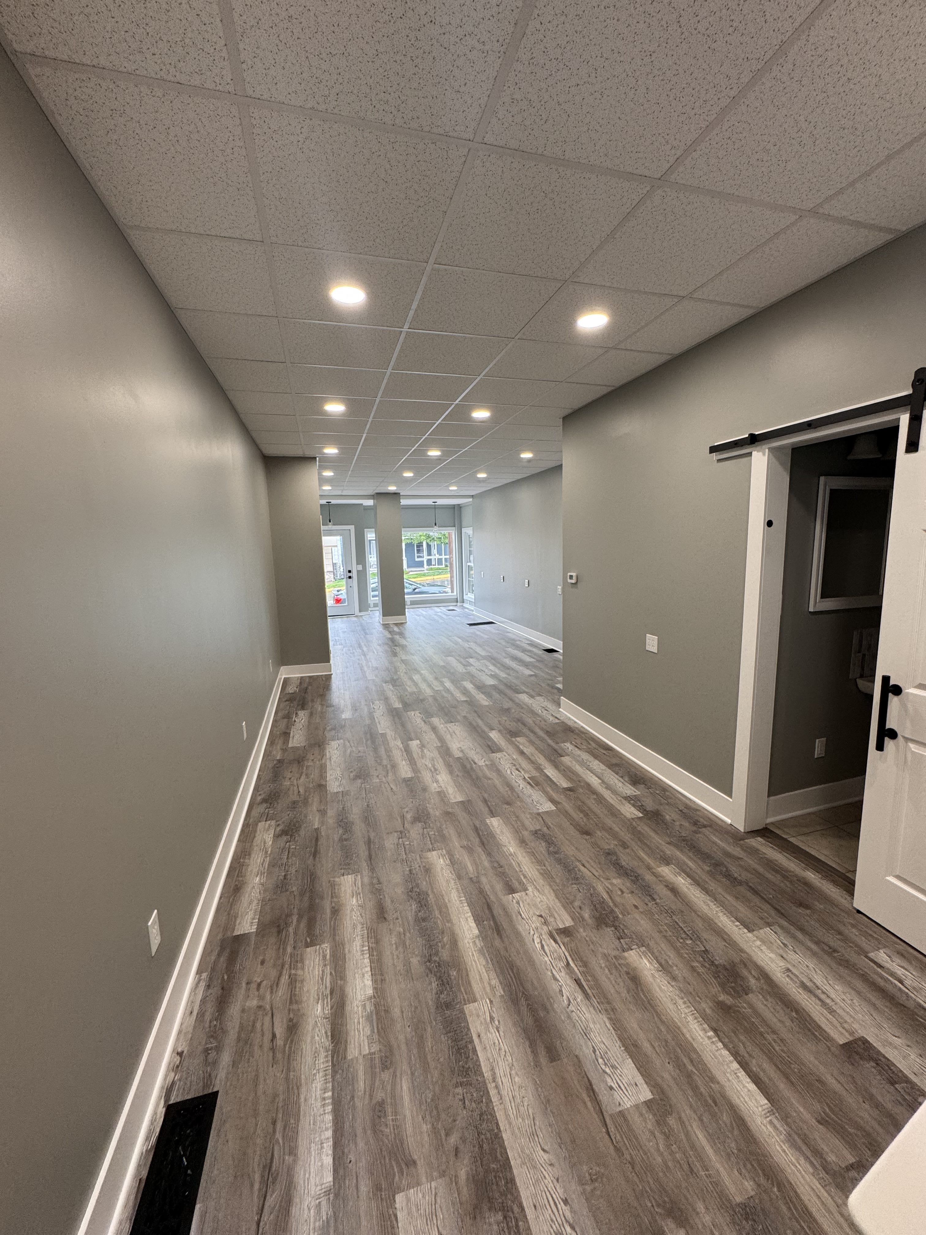 350 W Main St – photo 3