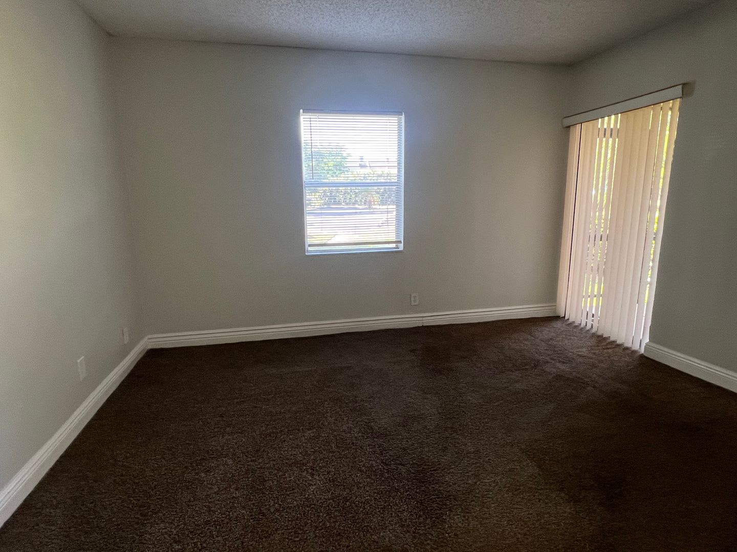 $ GREAT PRICED 2/2 IN CORAL SPRINGS $ Low Move In Costs – photo 5
