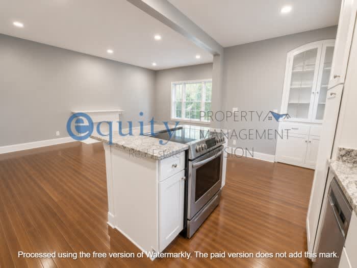 748 South 1300 East – photo 4