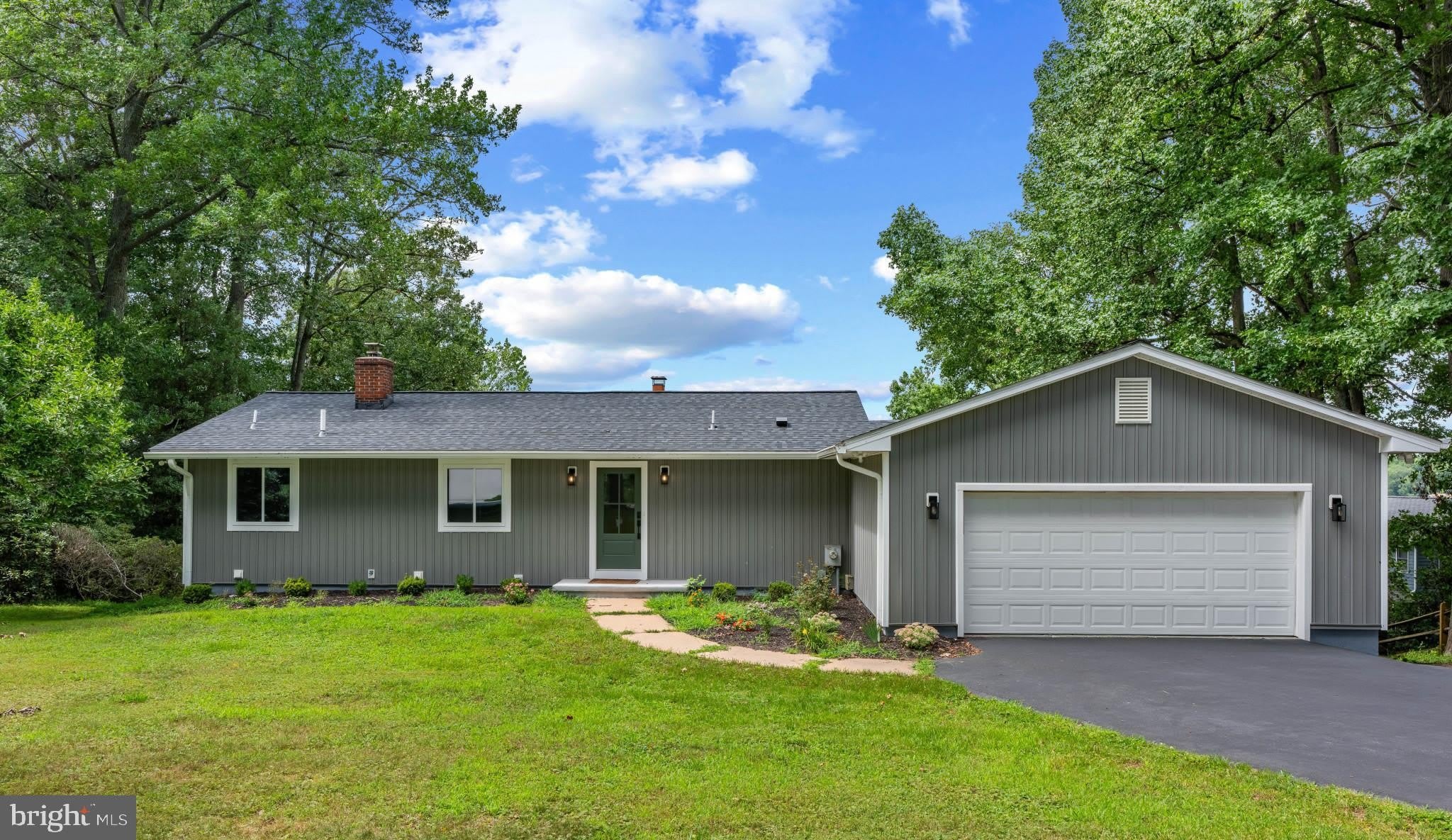 4 POPLAR GROVE Avenue – photo 1