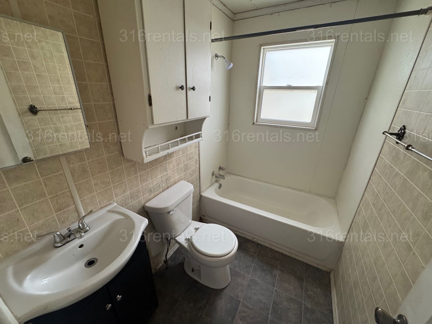 775 2 Bed 1 Bath Single Family Home – photo 5