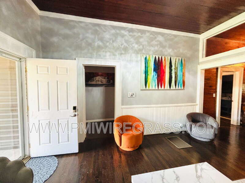 213 Orion Street – photo 2