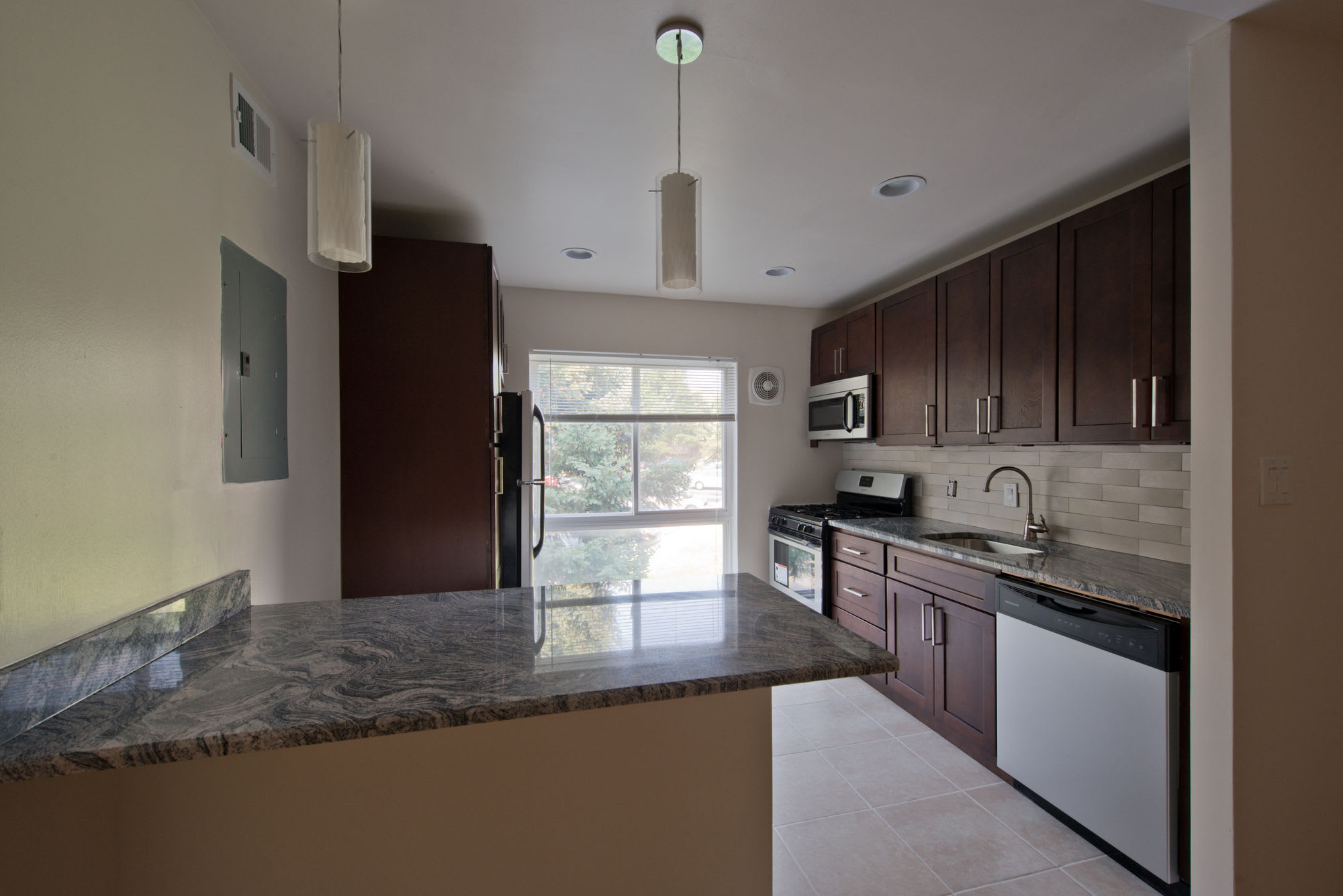 Crystal Woods – photo 4
