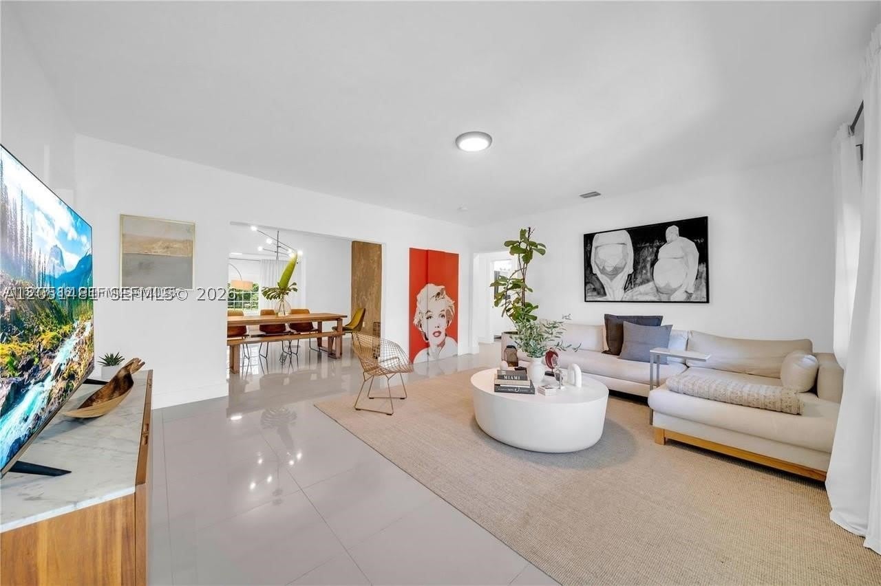 555 Ne 127Th St – photo 4