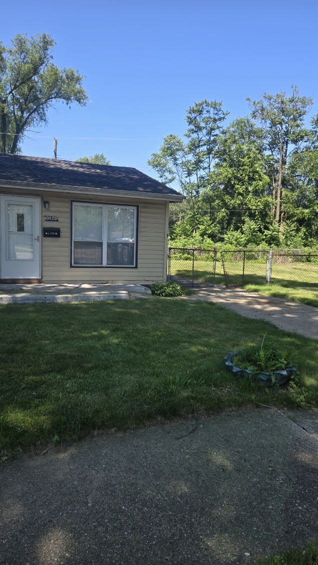 2248 Williams Street – photo 2