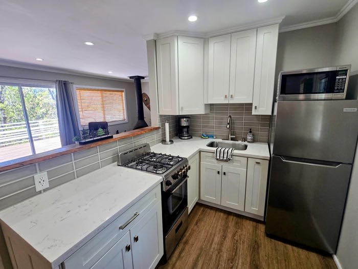 1394 Lassen Court – photo 2