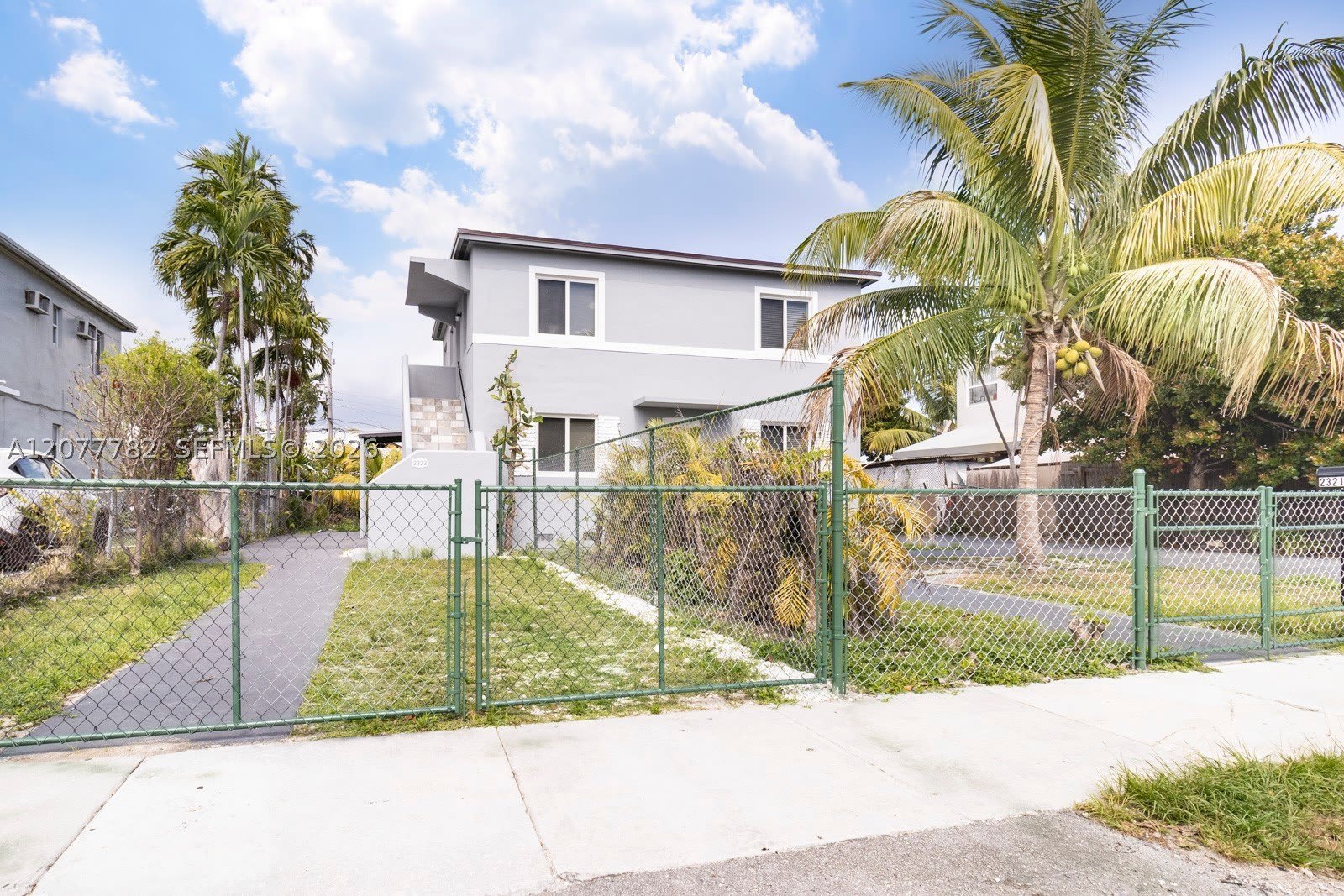 2323 Nw 15Th St – photo 2