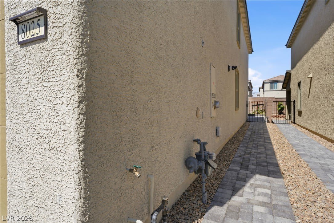 8025 Texas Hills Street – photo 5