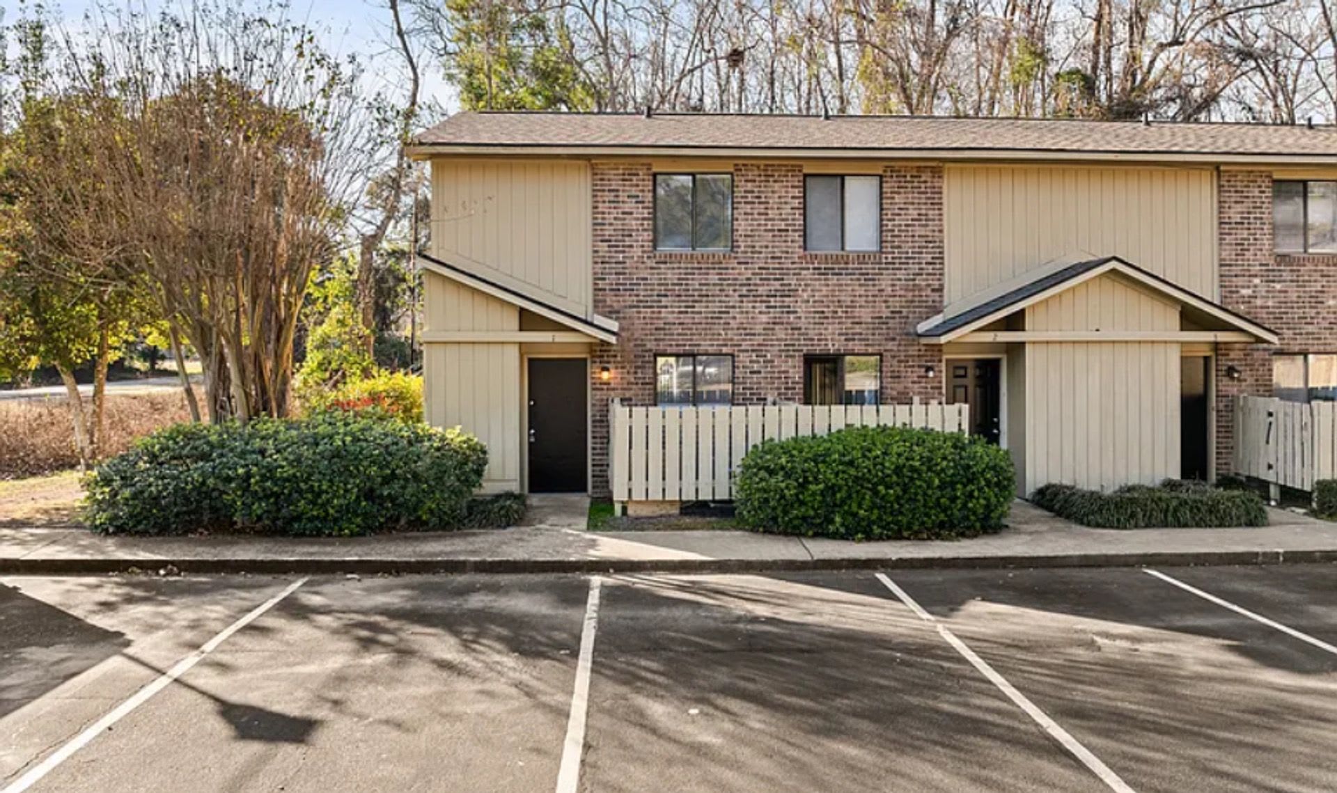Port Royal Townhomes **Renovated** – photo 1