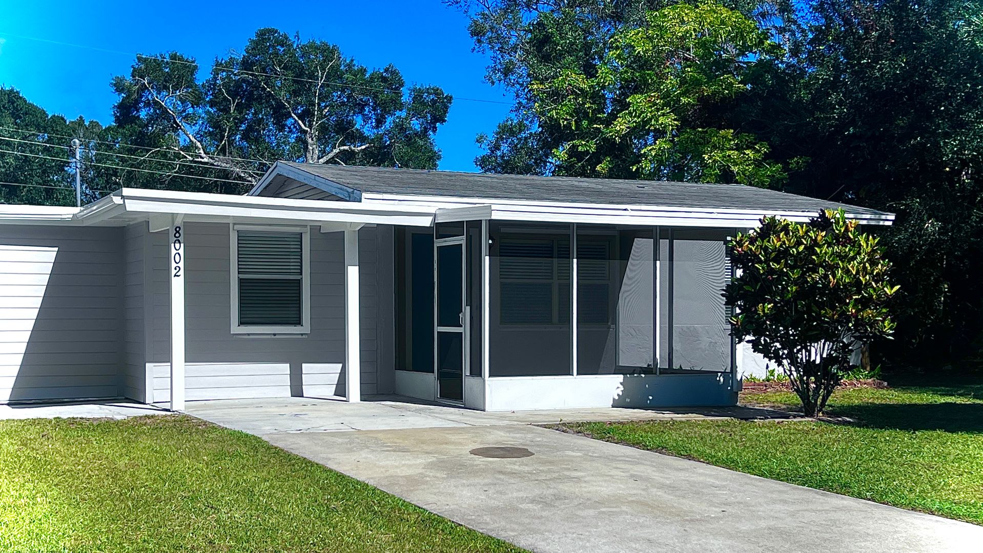 ***COMING SOON*** 3/1 Located in Lakewood Park – photo 2