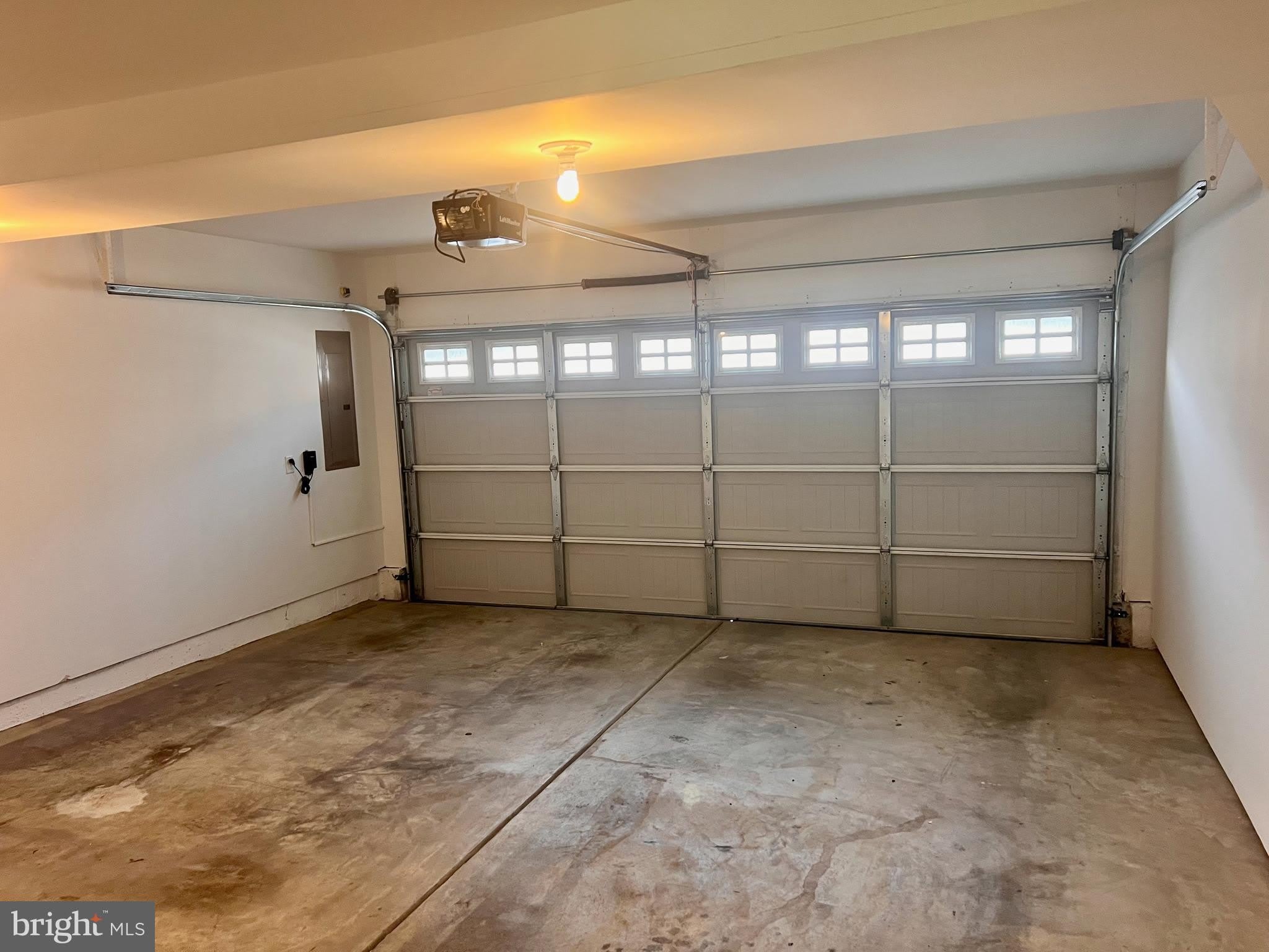 654 Jacobsen Circle – photo 4