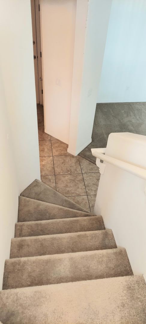 Great Downtown Chandler Location! Three Story Townhome! – photo 4