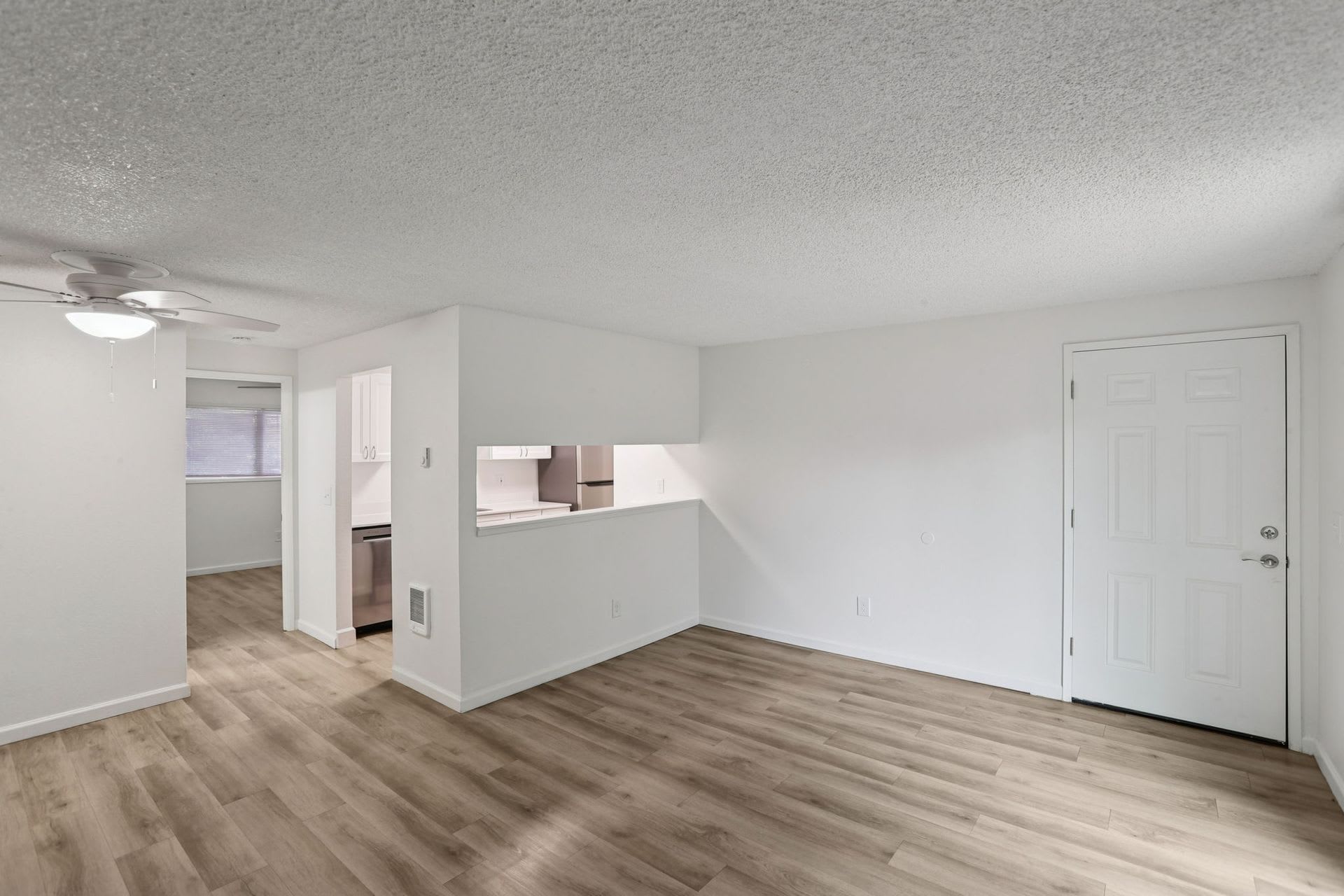 Garden View Apartments – photo 1
