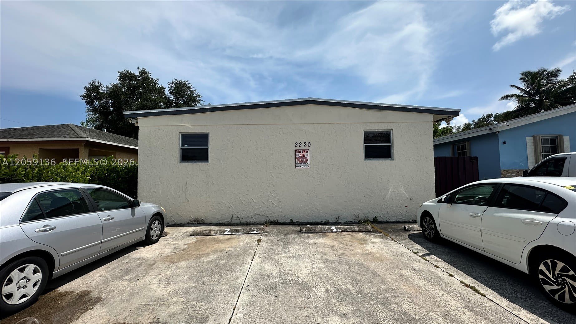 2220 Charleston St – photo 2