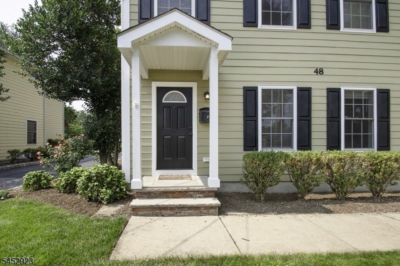 48 Central Ave – photo 1
