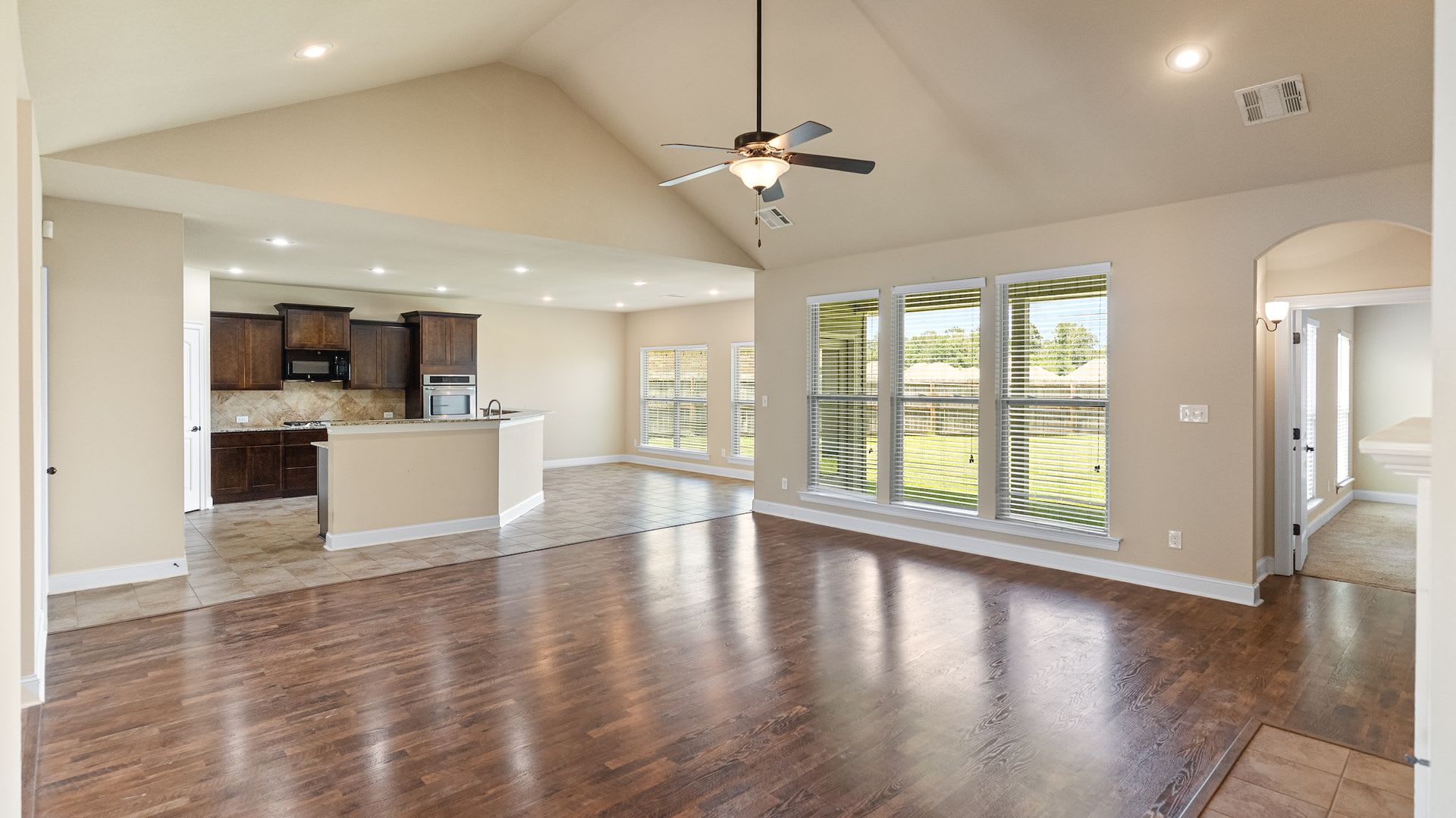 4 Bedroom House in Ascension Parish School District – photo 3