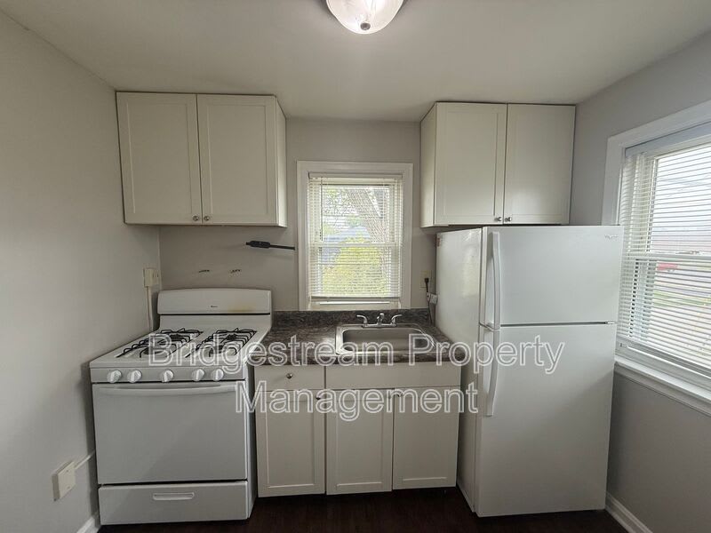 502-D Middle St. – photo 4