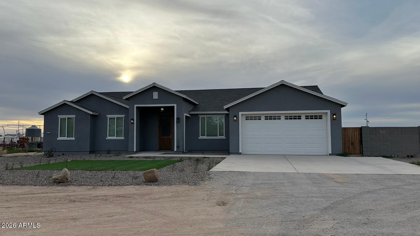2612 S 336Th Avenue – photo 1