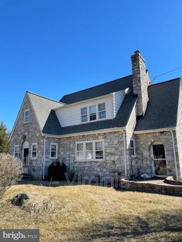 2663 Halfway Rd – photo 1