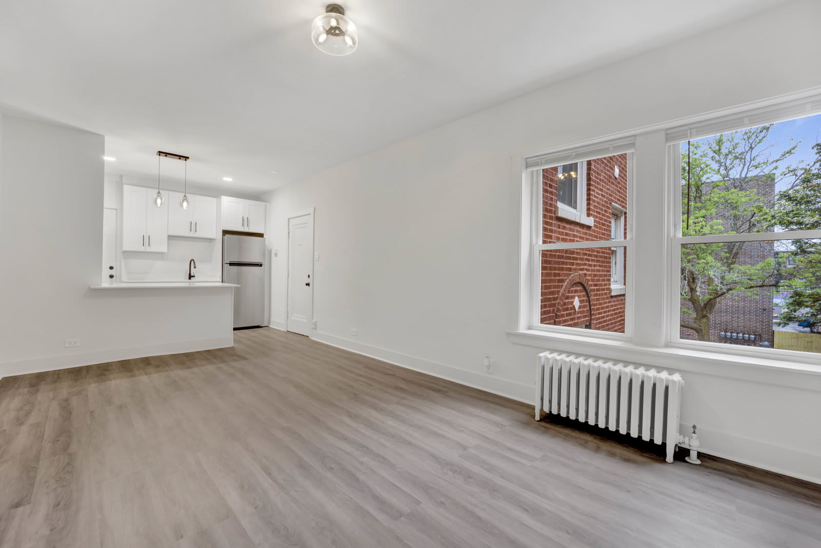 6403 North Wayne Avenue – photo 1