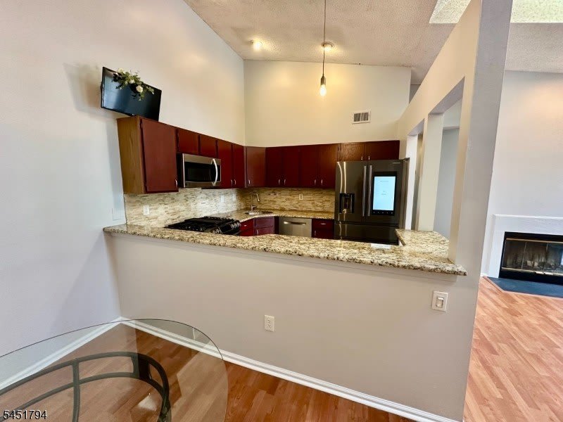 111 Lindsey Ct – photo 5