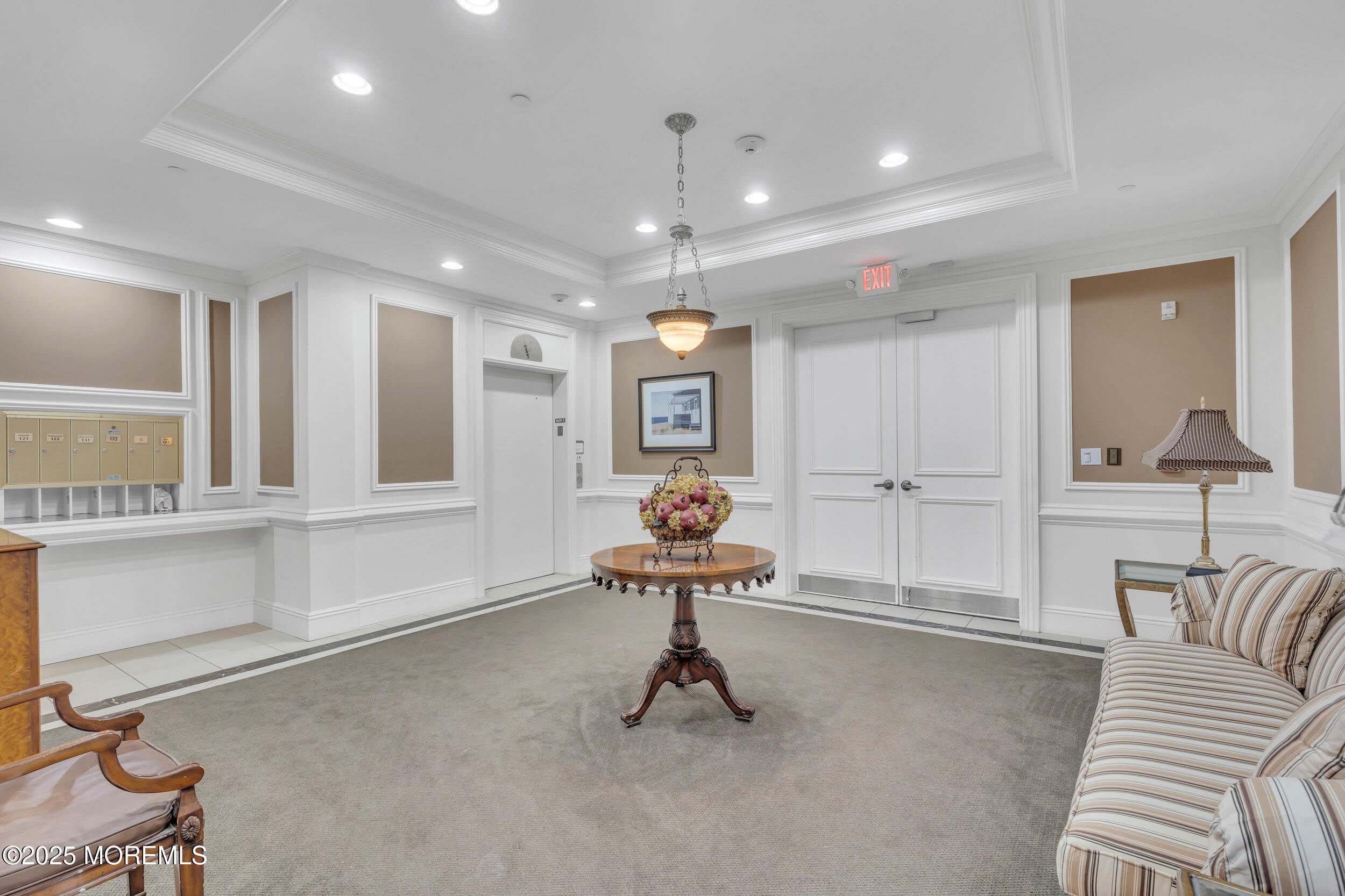 1021 Oval Road – photo 5