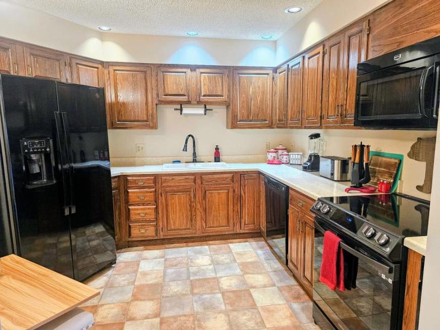 1400 Poly Dr – photo 4