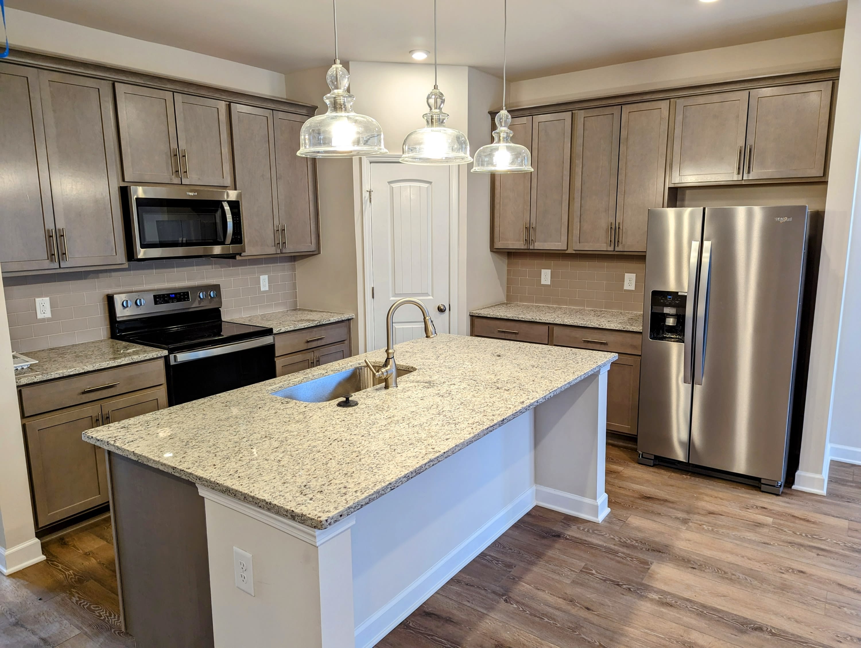 534 Medwyk Drive – photo 3