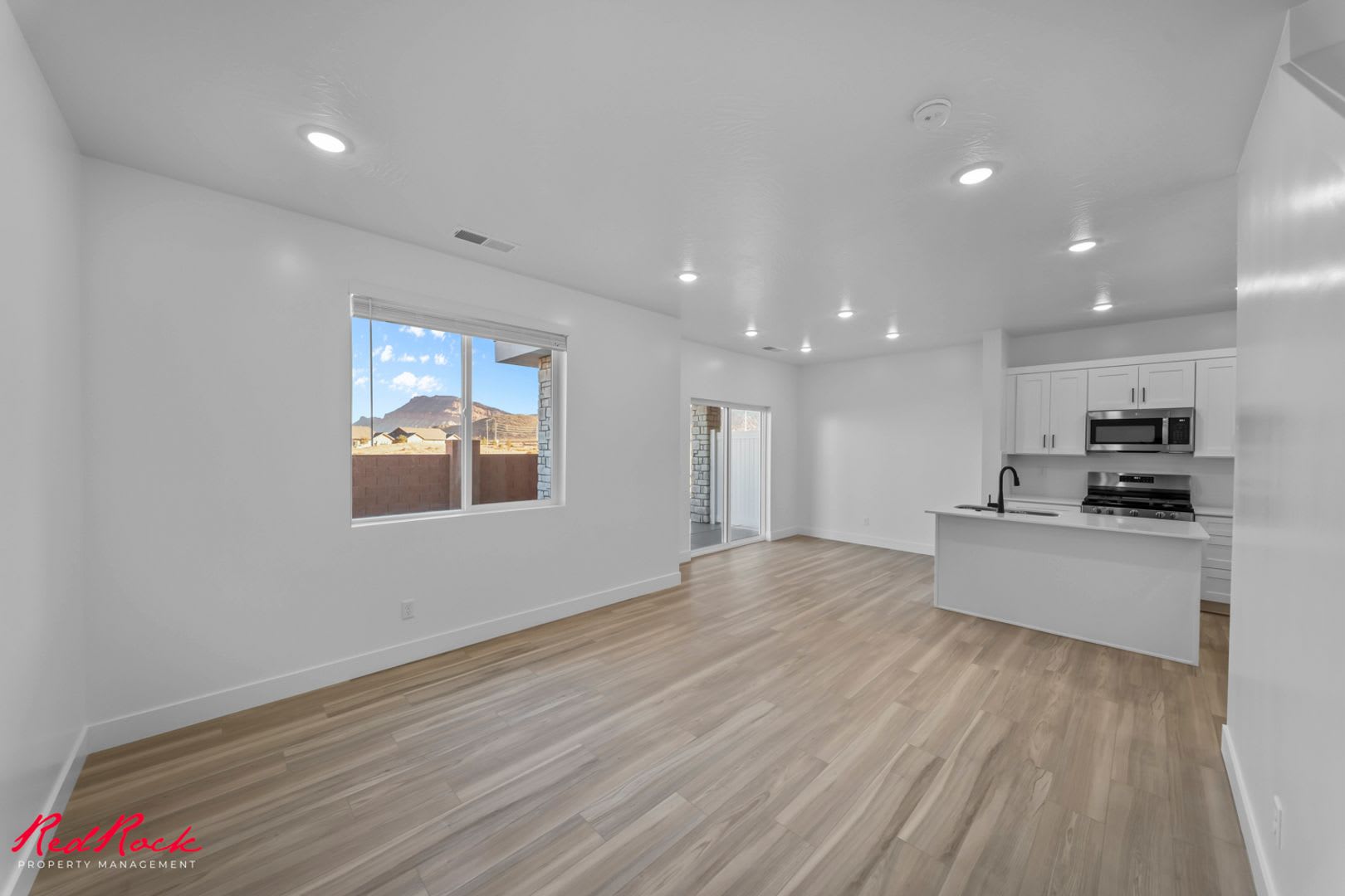 A Little More Room to Love in this 4 Bedroom Townhome! – photo 5