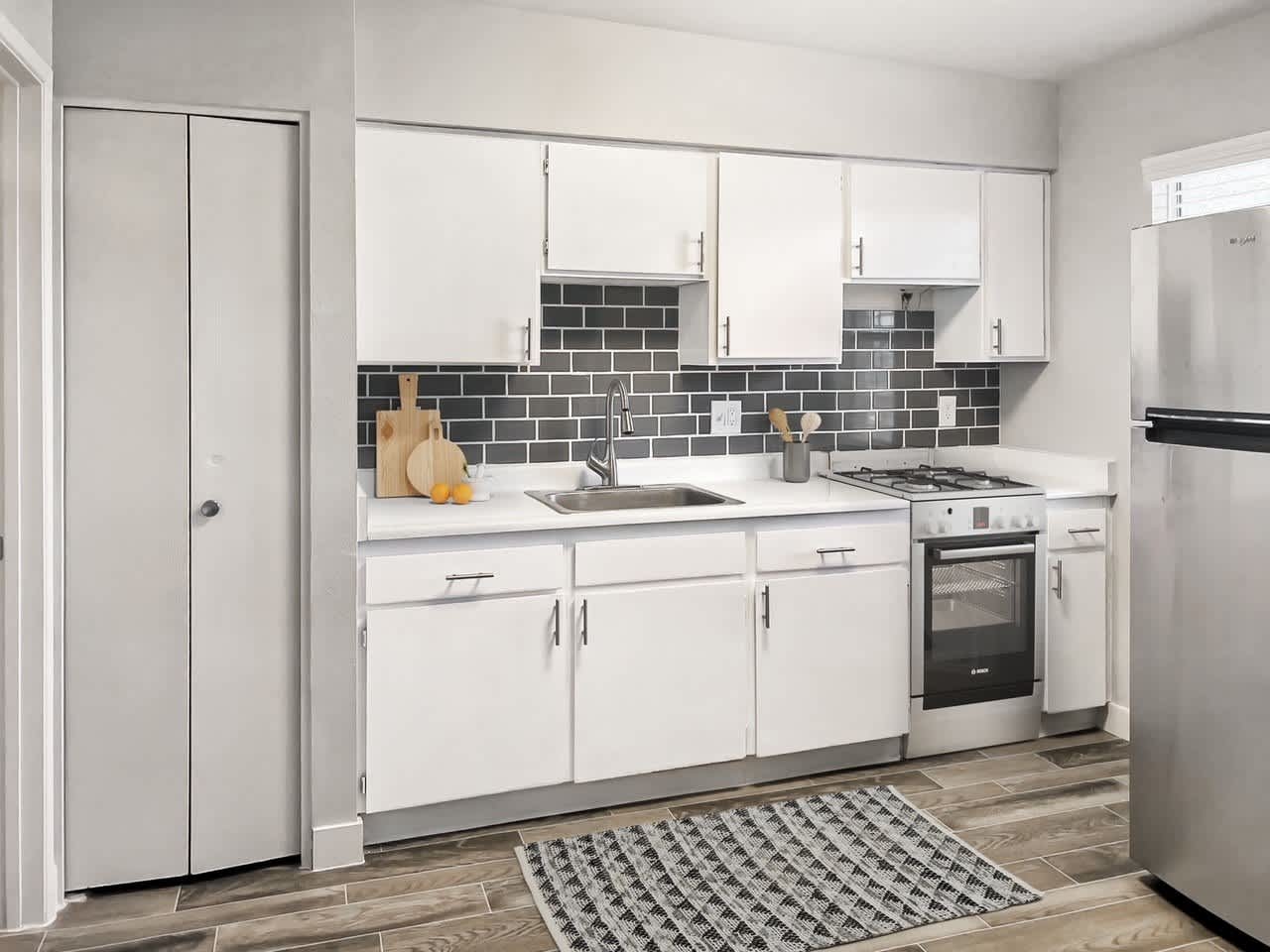 Vista Montana Apartments – photo 2
