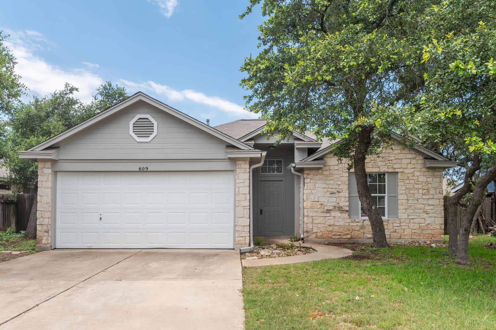 Leander Single Story for Rent – photo 2